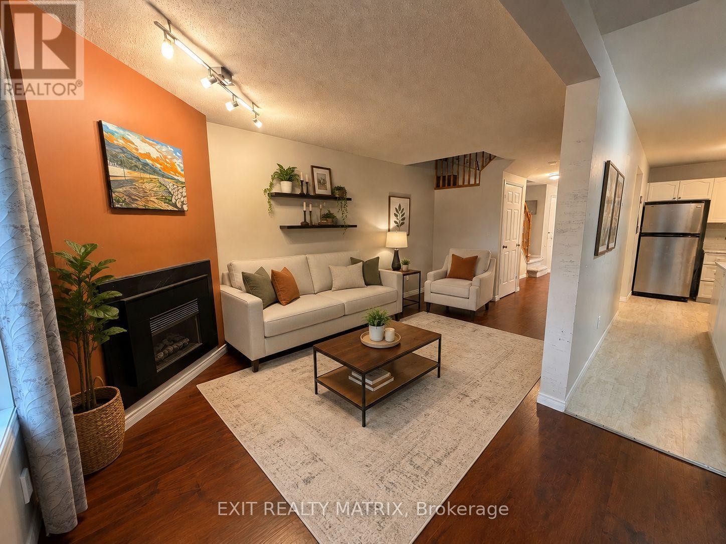 67 Ashpark Crescent, Ottawa, ON