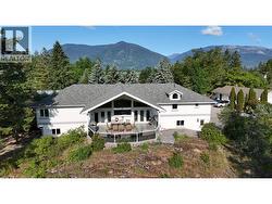 404 Ash Road Creston, BC V0B 1G8