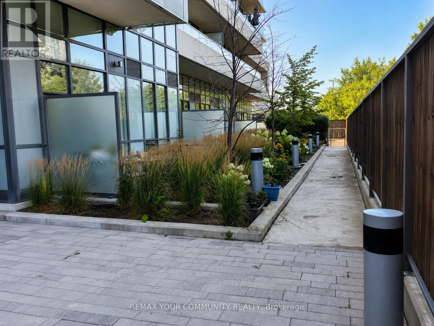 909 - 1346 Danforth Road E, Toronto, ON