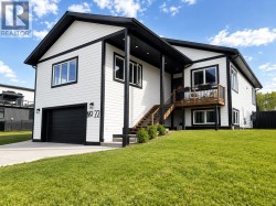 22 STARLITER WAY Smithers, BC V0J 2N2