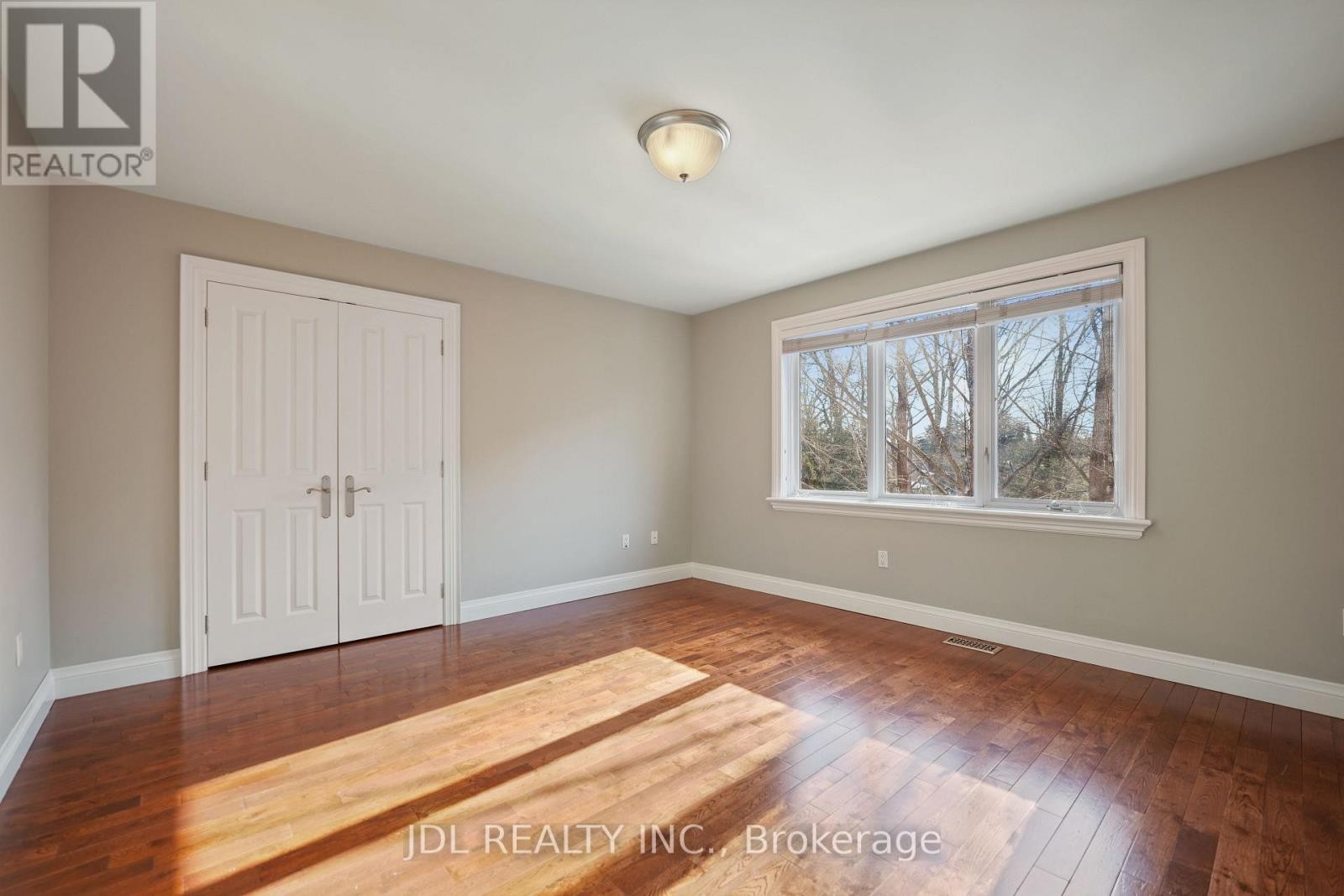 1283 Lindburgh Court, Mississauga, ON
