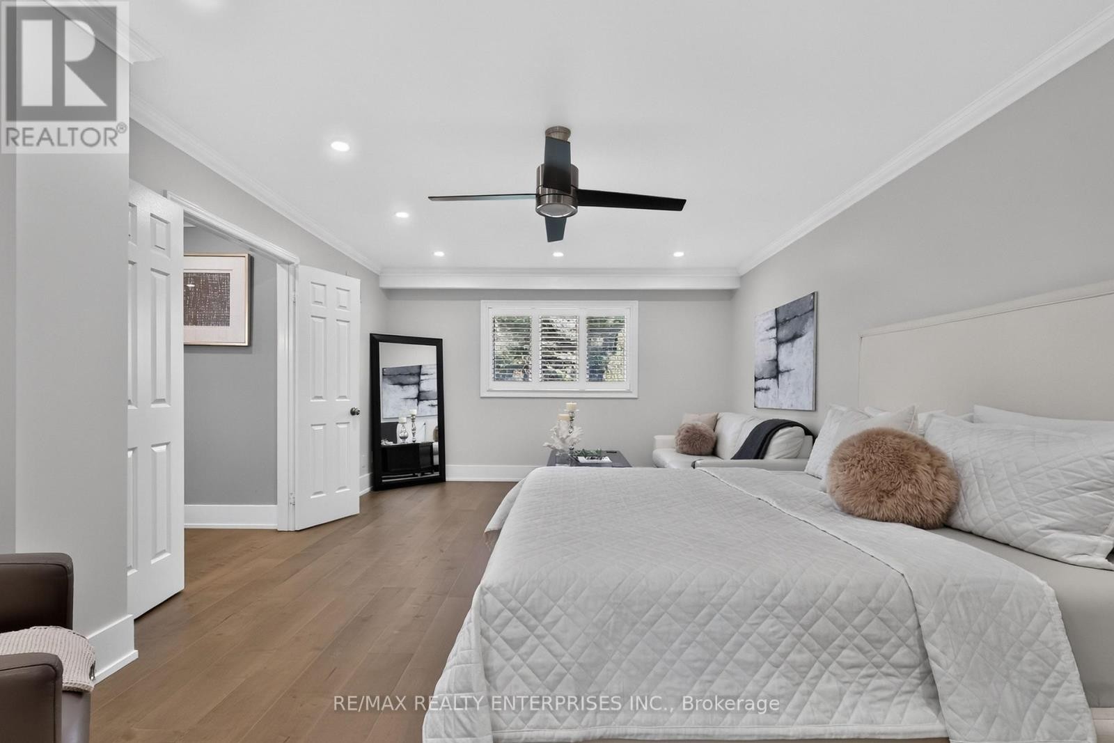 807 Indian Road, Mississauga, ON