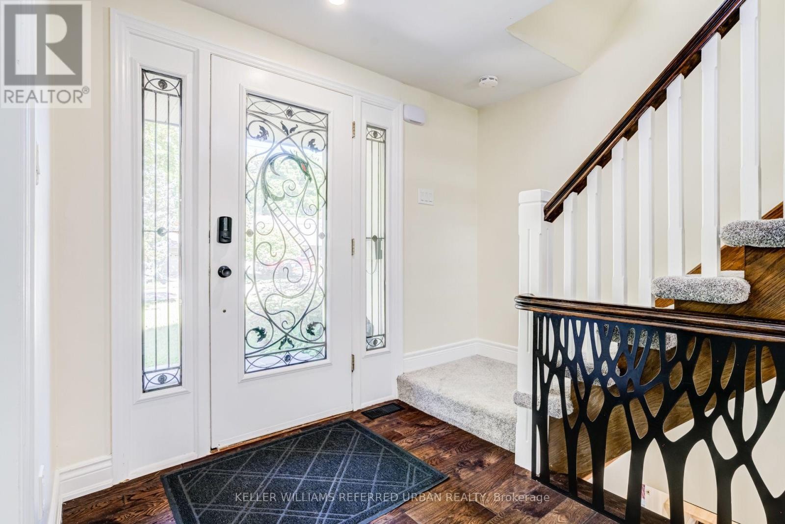 876 Parkland Avenue, Mississauga, ON
