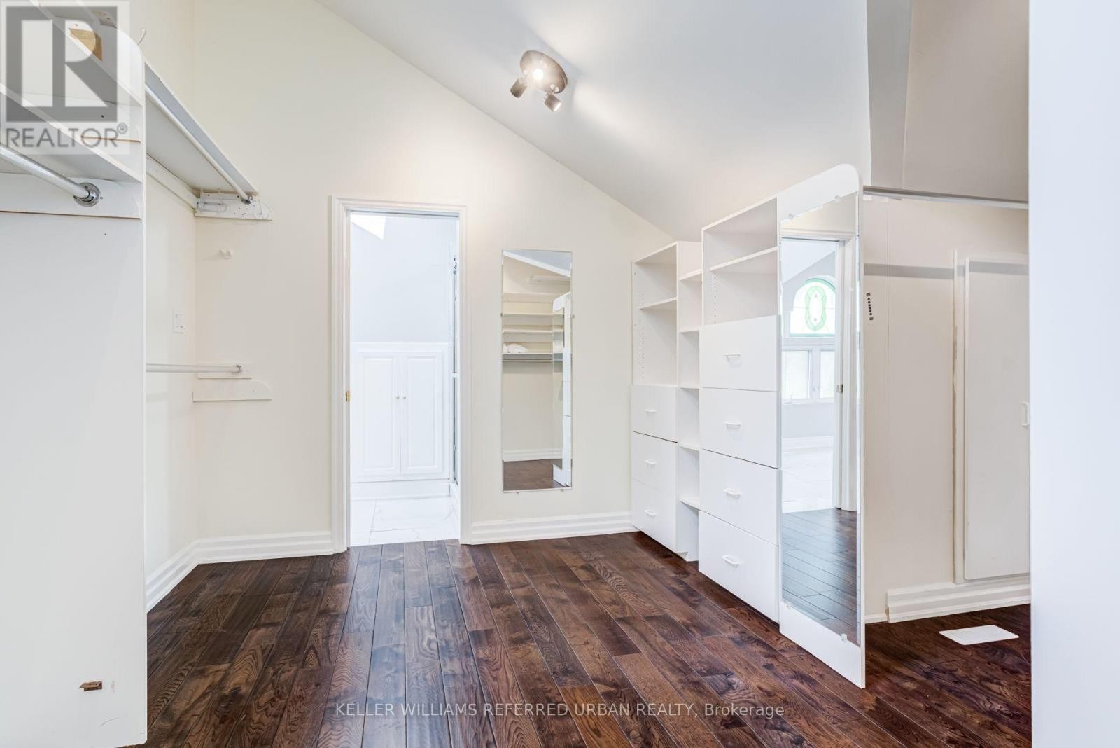 876 Parkland Avenue, Mississauga, ON