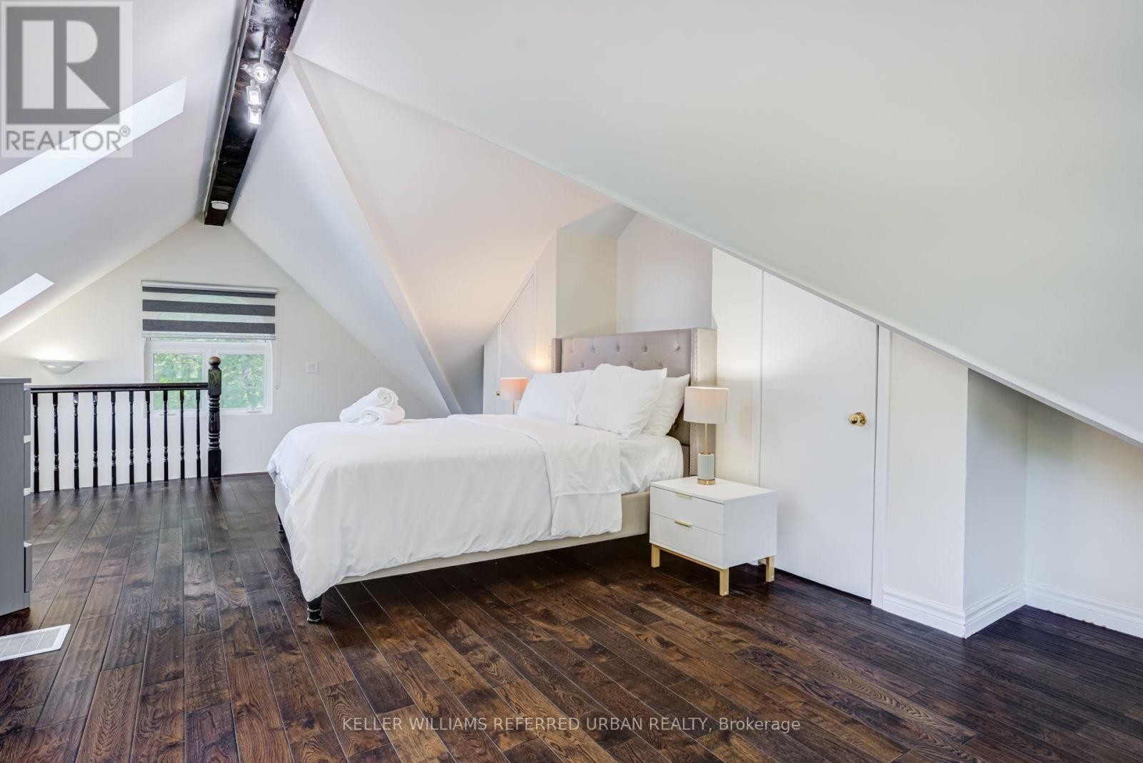 876 Parkland Avenue, Mississauga, ON