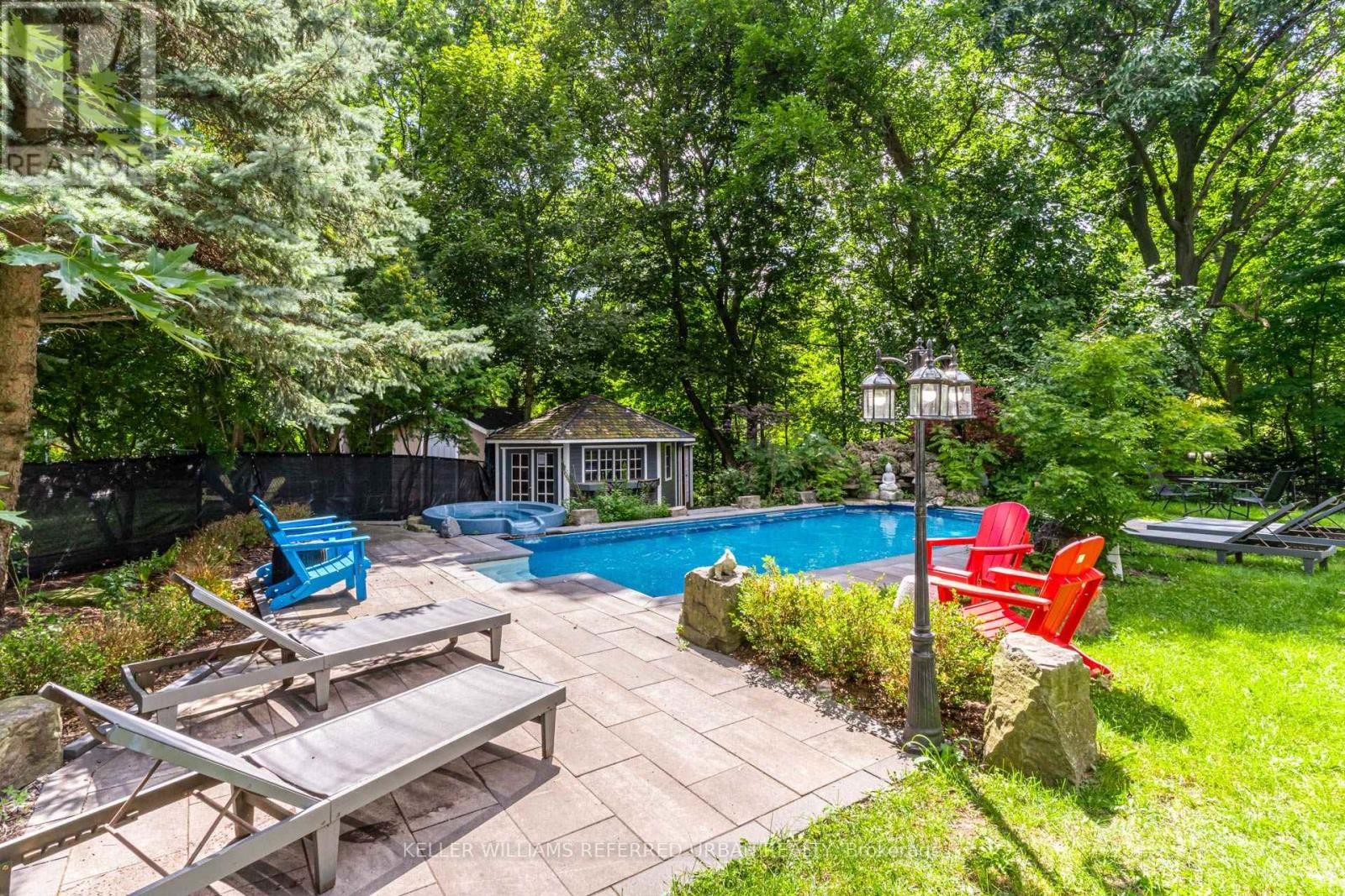 876 Parkland Avenue, Mississauga, ON