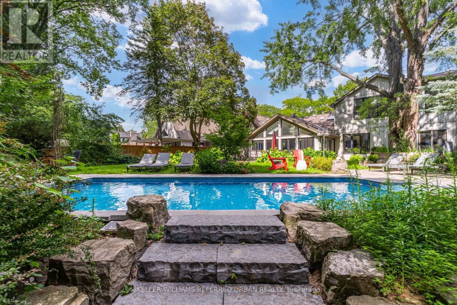 876 Parkland Avenue, Mississauga, ON