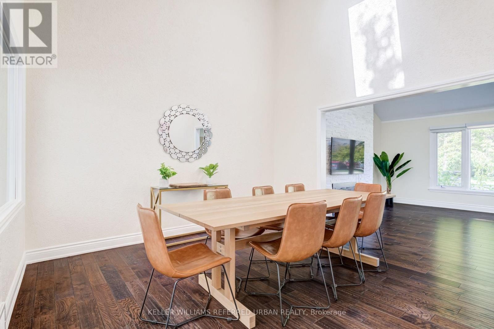 876 Parkland Avenue, Mississauga, ON