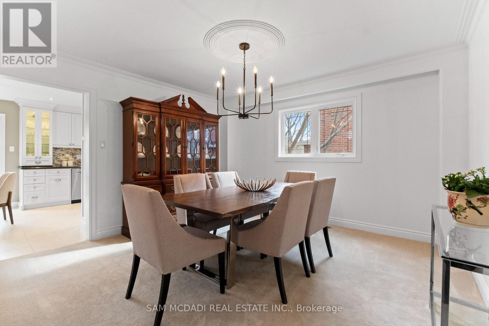 1653 Sherwood Forrest Circle, Mississauga, ON