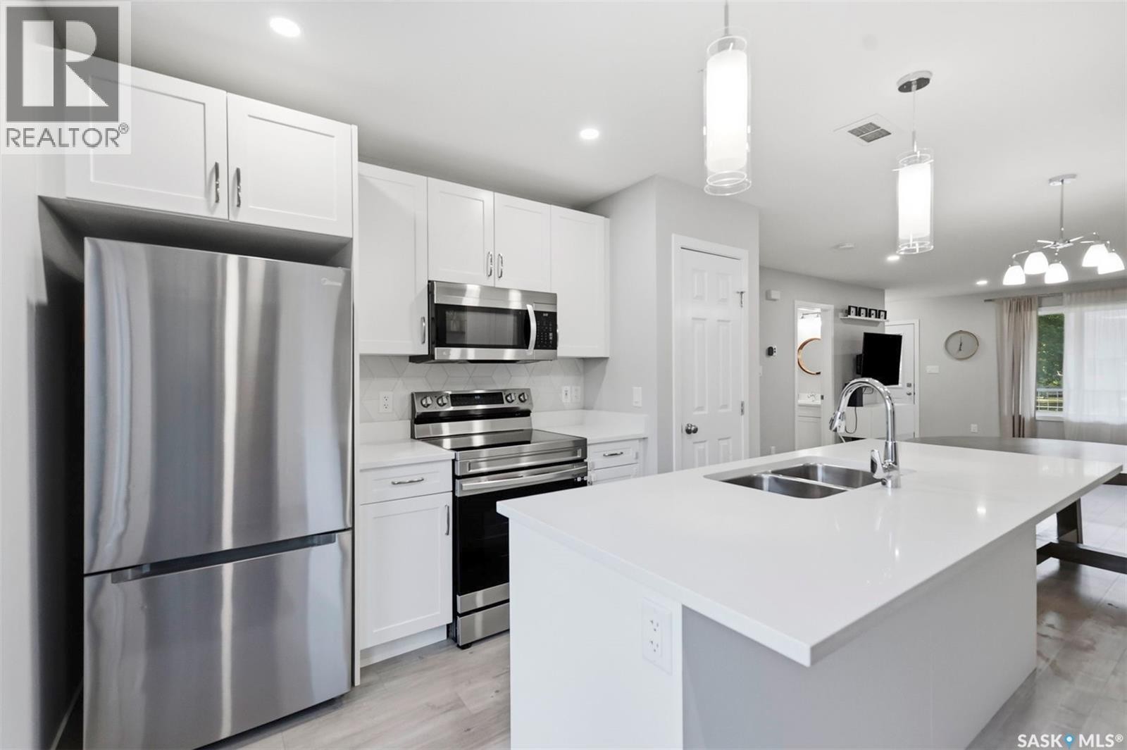 705 33Rd Street W, Saskatoon, SK