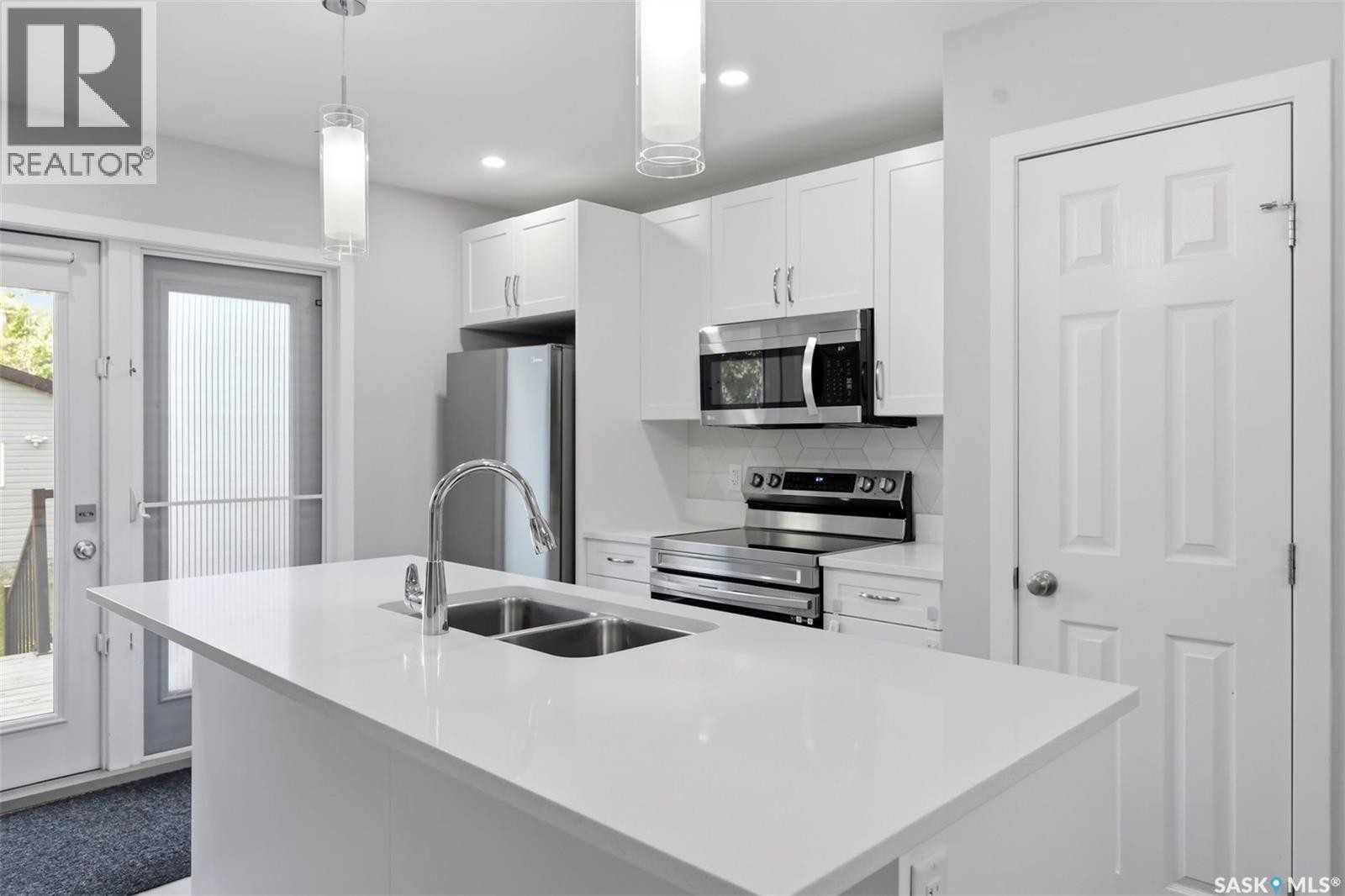 705 33Rd Street W, Saskatoon, SK
