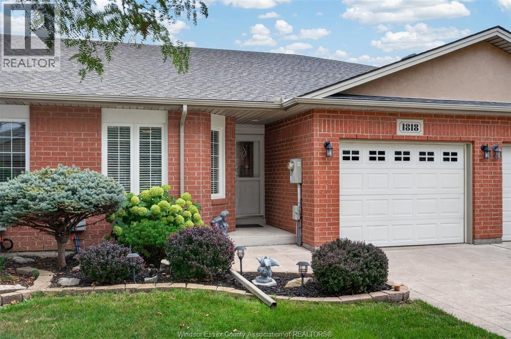 1818 Luxury, Windsor, ON