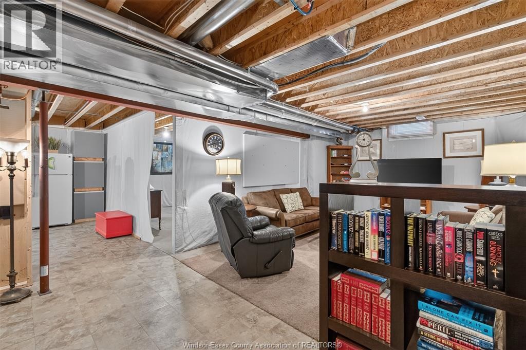 1818 Luxury, Windsor, ON