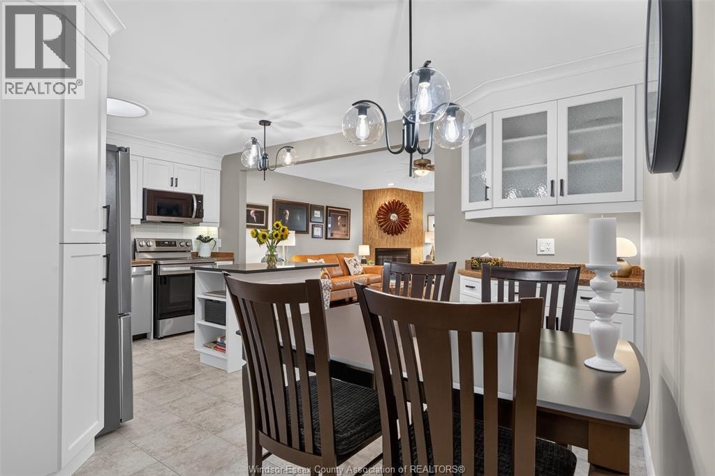 1818 Luxury, Windsor, ON