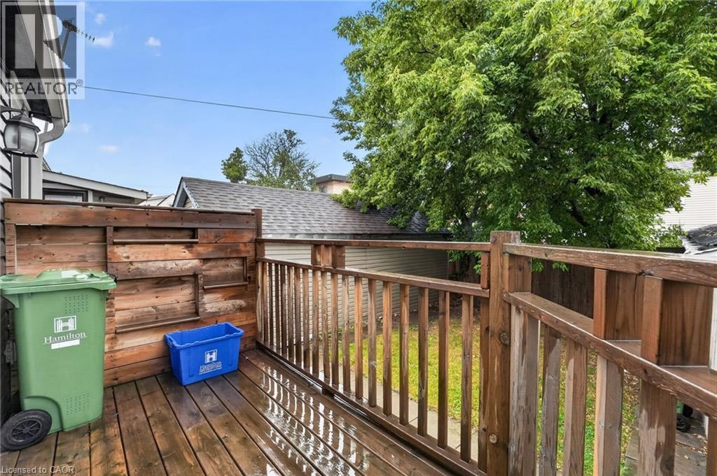 11 Craigmiller Avenue, Hamilton, ON