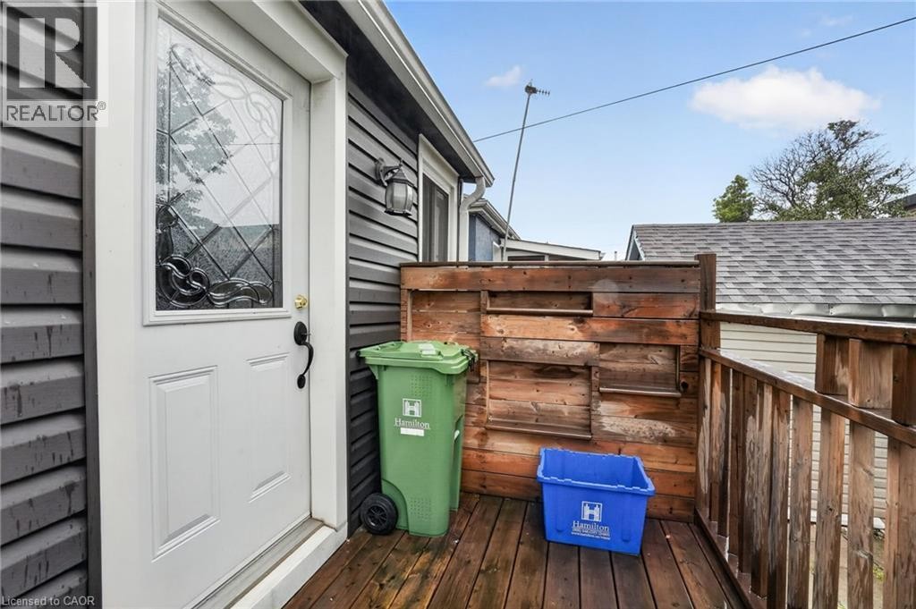 11 Craigmiller Avenue, Hamilton, ON