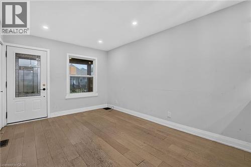 11 Craigmiller Avenue, Hamilton, ON 