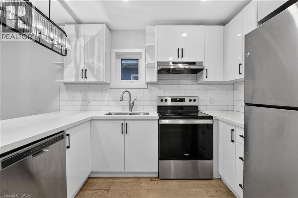 11 Craigmiller Avenue, Hamilton, ON