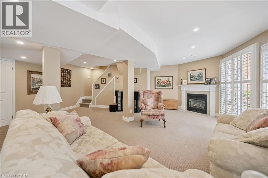 2155 Duncaster Drive Unit# 8, Burlington, ON