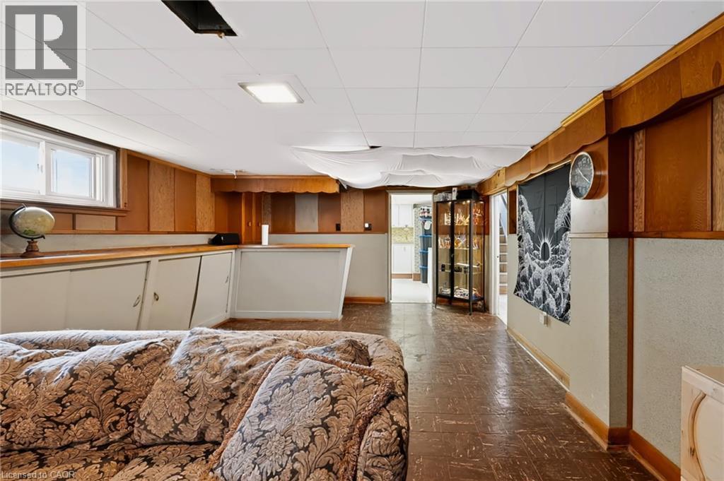 1046 Shepherds Drive, Burlington, ON