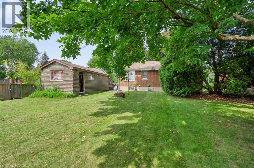 Backyard with detached garage - 1046 Shepherds Drive, Burlington, ON