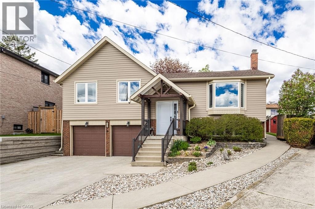 118 Napoli Drive, Hamilton, ON