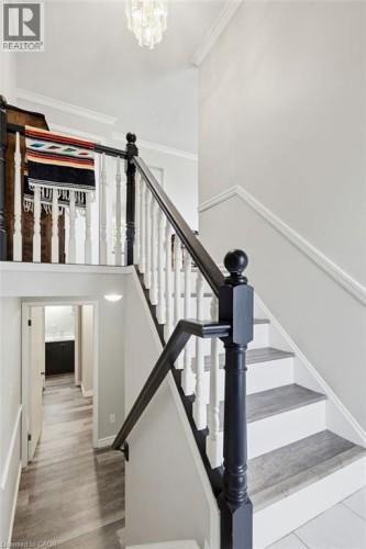 118 Napoli Drive, Hamilton, ON 