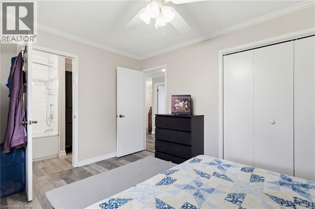 118 Napoli Drive, Hamilton, ON
