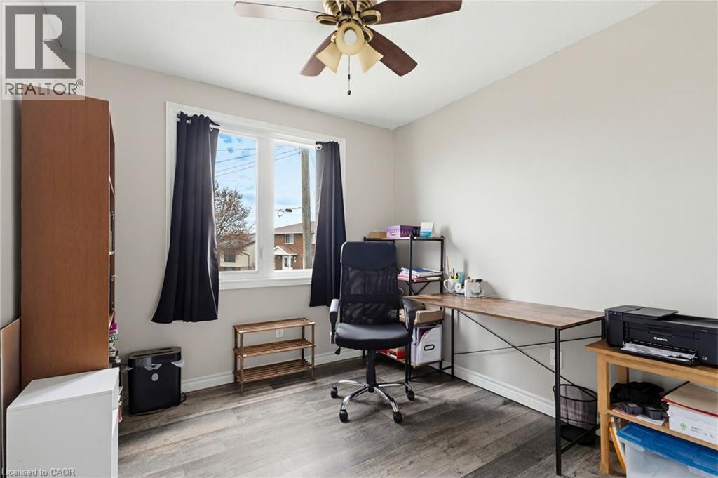 118 Napoli Drive, Hamilton, ON