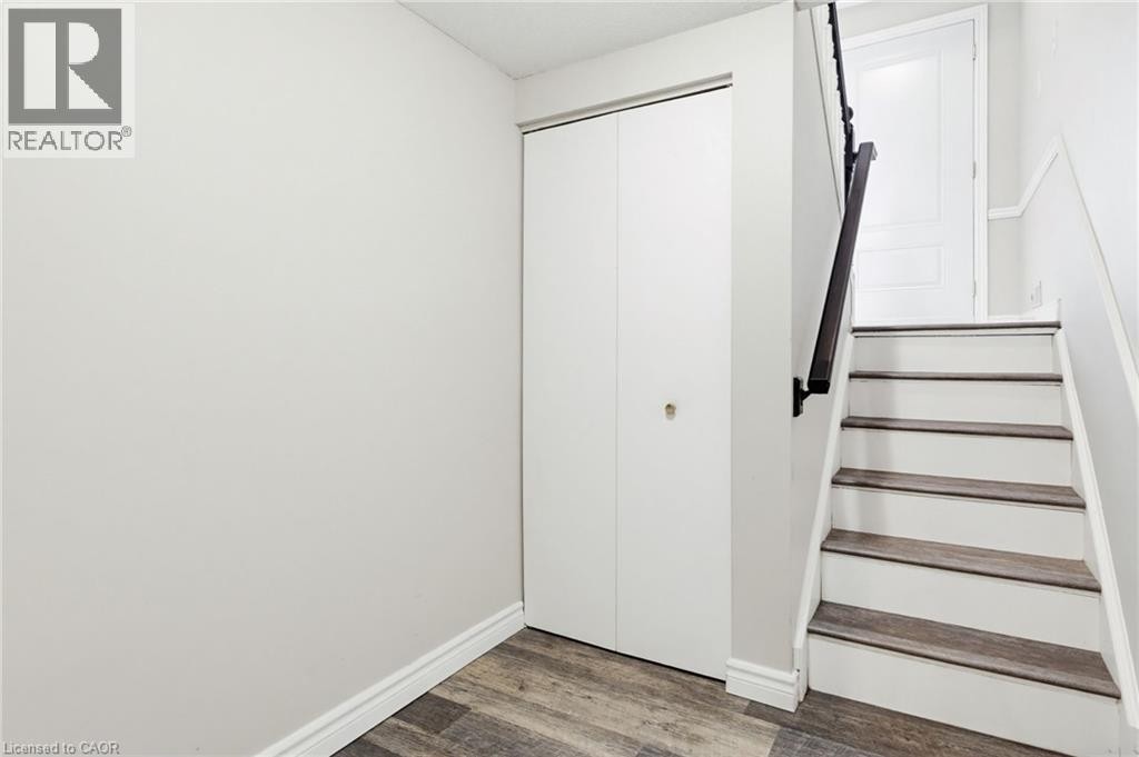 118 Napoli Drive, Hamilton, ON