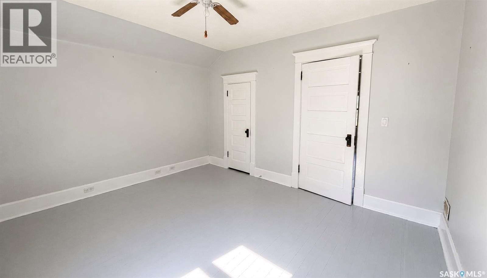 203 2Nd Avenue N, Harris, SK