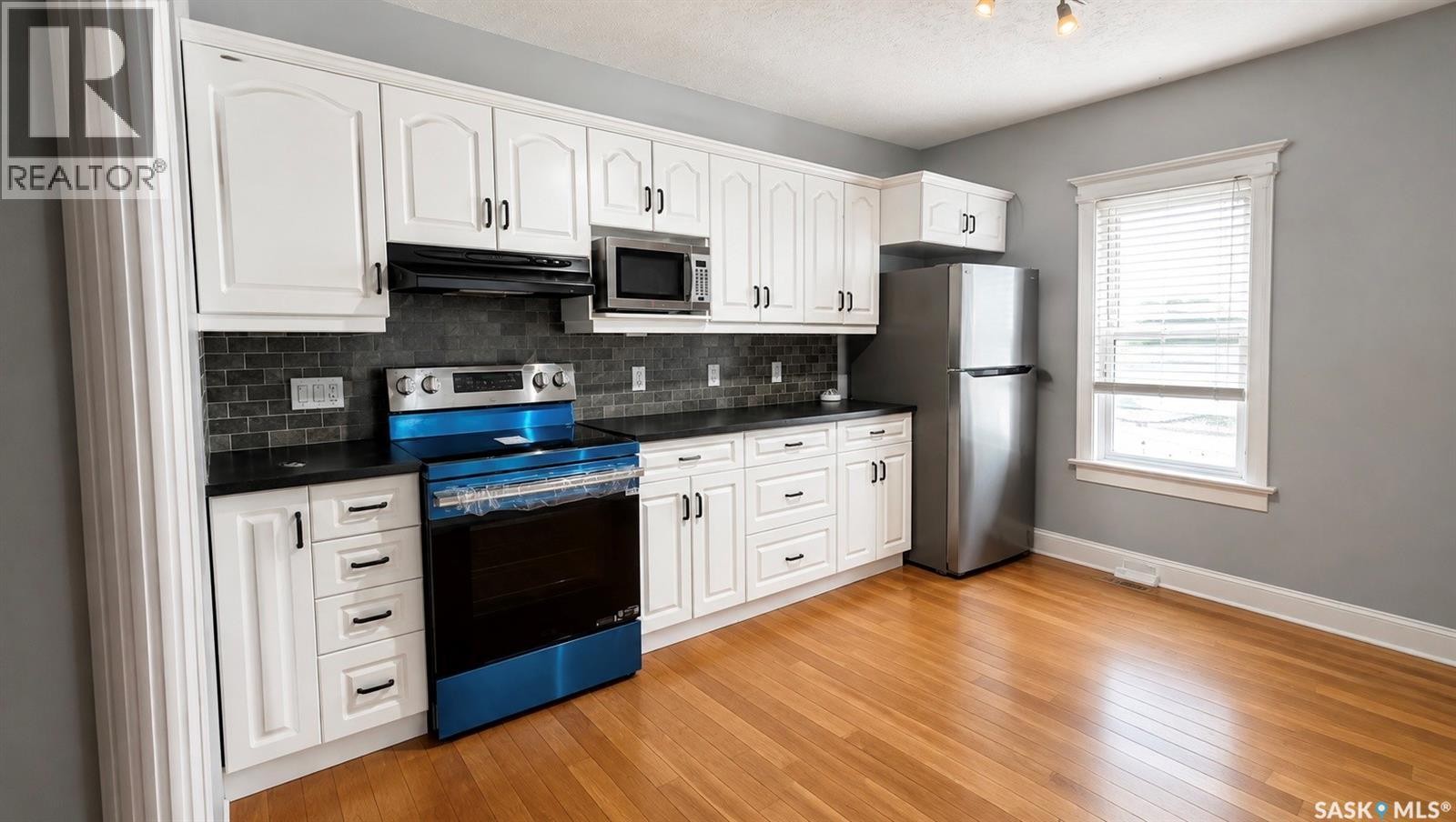 203 2Nd Avenue N, Harris, SK