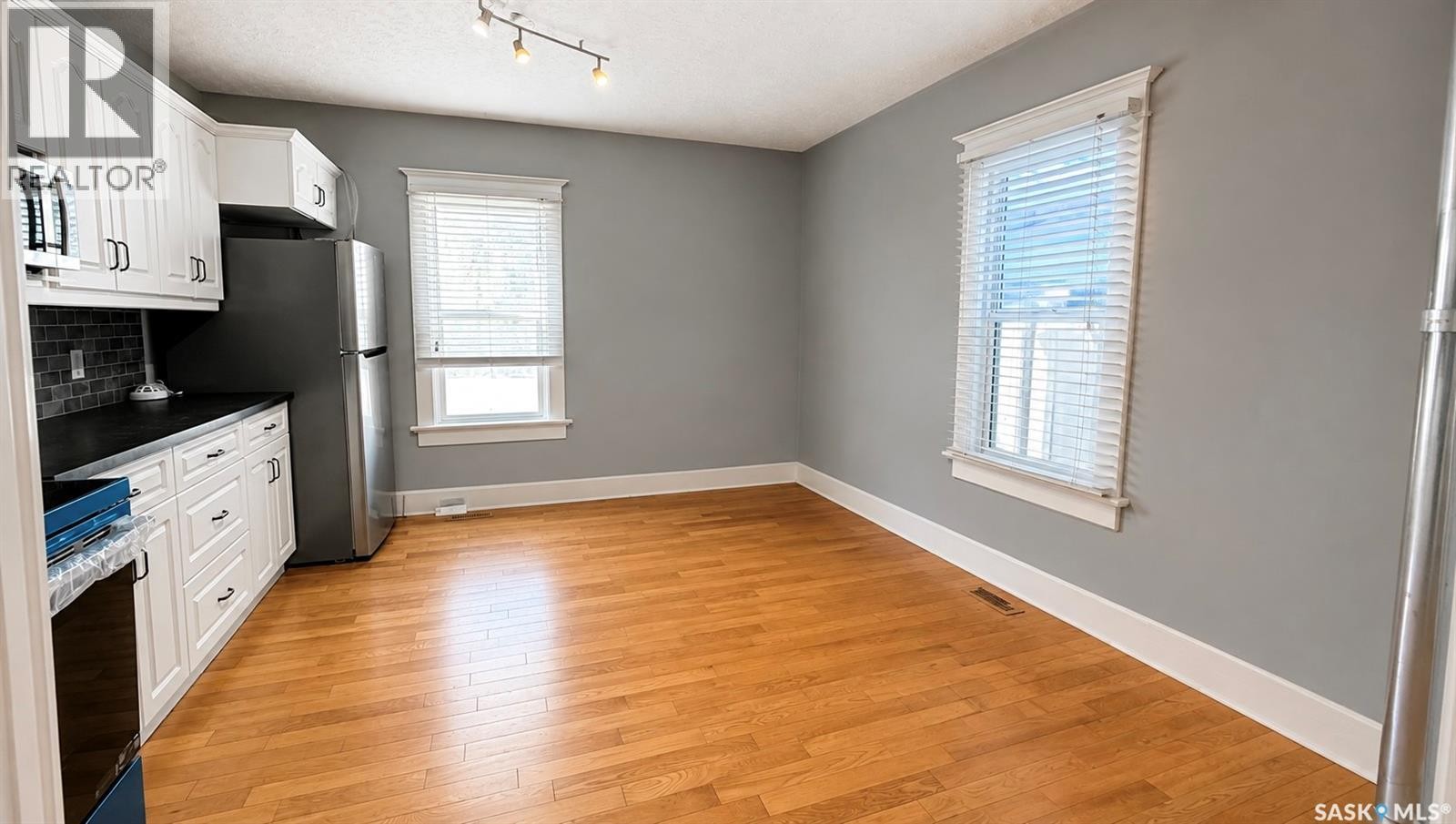 203 2Nd Avenue N, Harris, SK