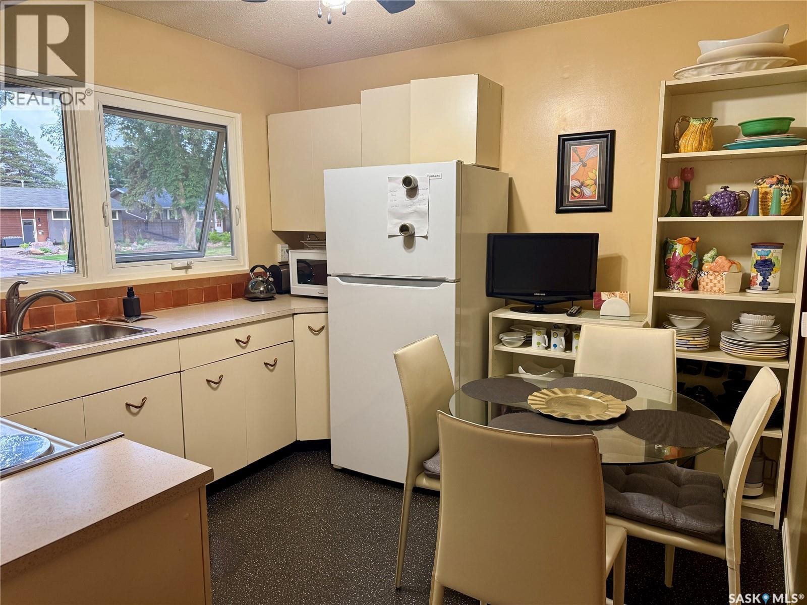 42 Spinks Drive, Saskatoon, SK