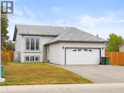 105 PUEBLO CRESCENT Whitehorse, YT Y1A 6V3
