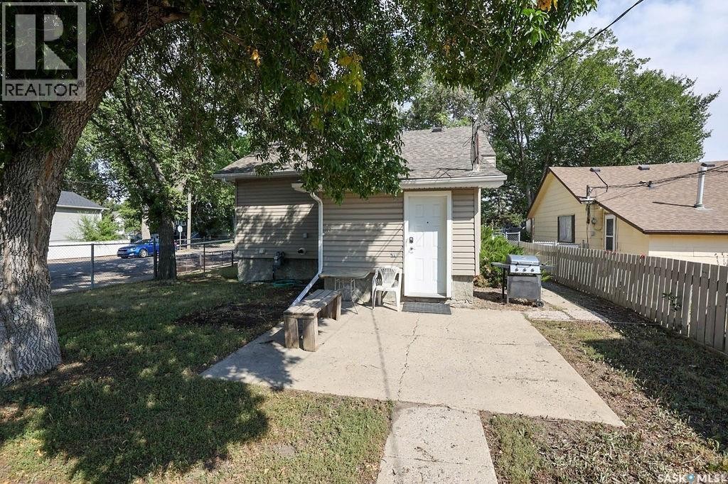 1200 Atkinson Street, Regina, SK