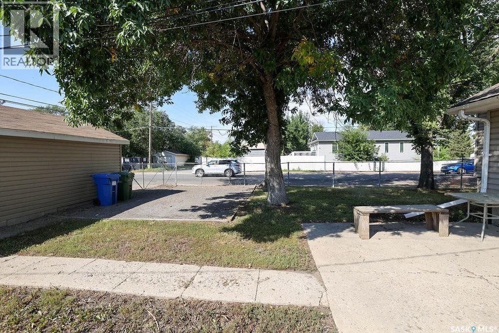 1200 Atkinson Street, Regina, SK
