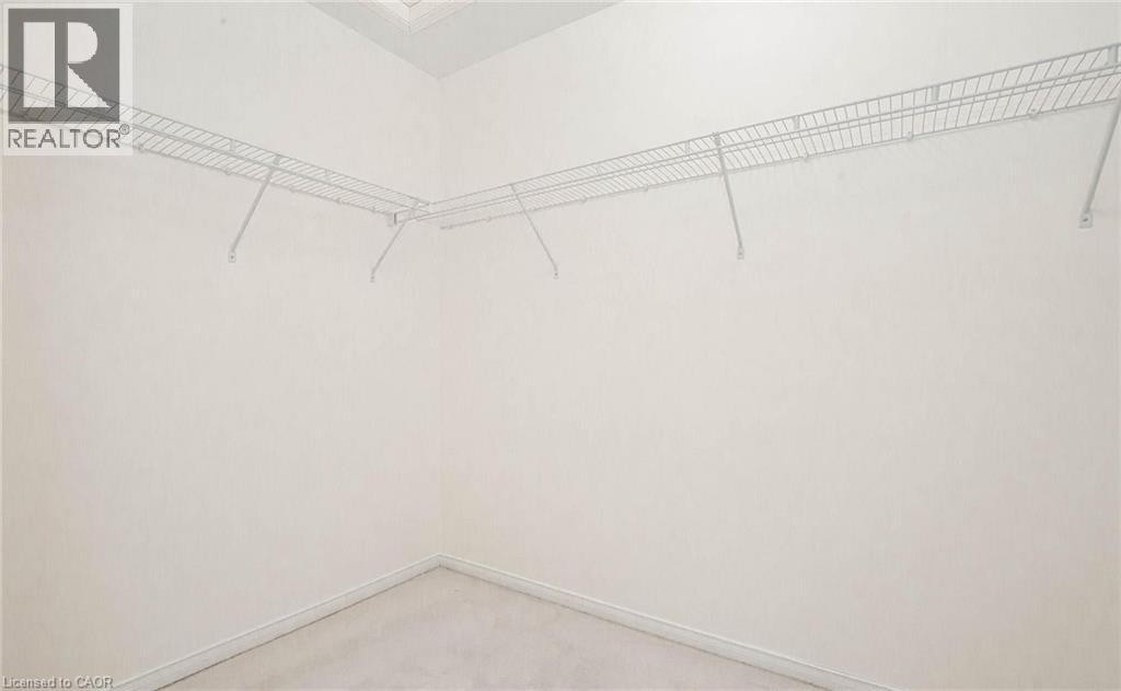 2452 Pathfinder Drive, Burlington, ON