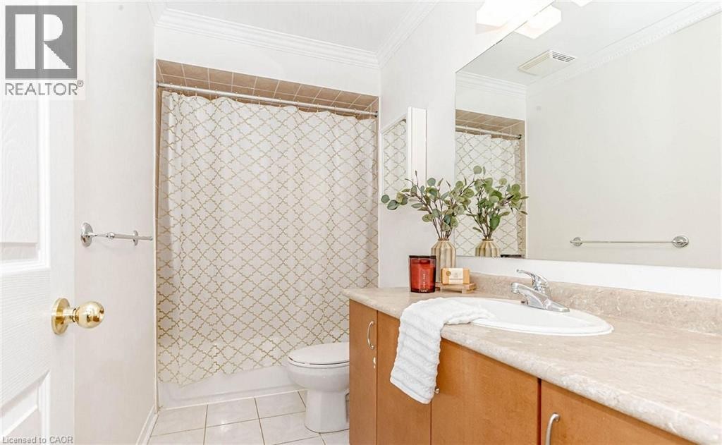 2452 Pathfinder Drive, Burlington, ON