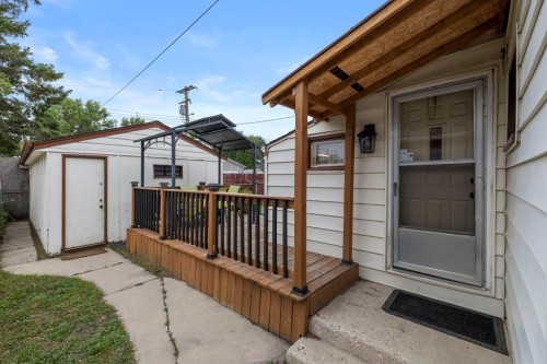 1396 Lincoln Avenue, Winnipeg, MB 