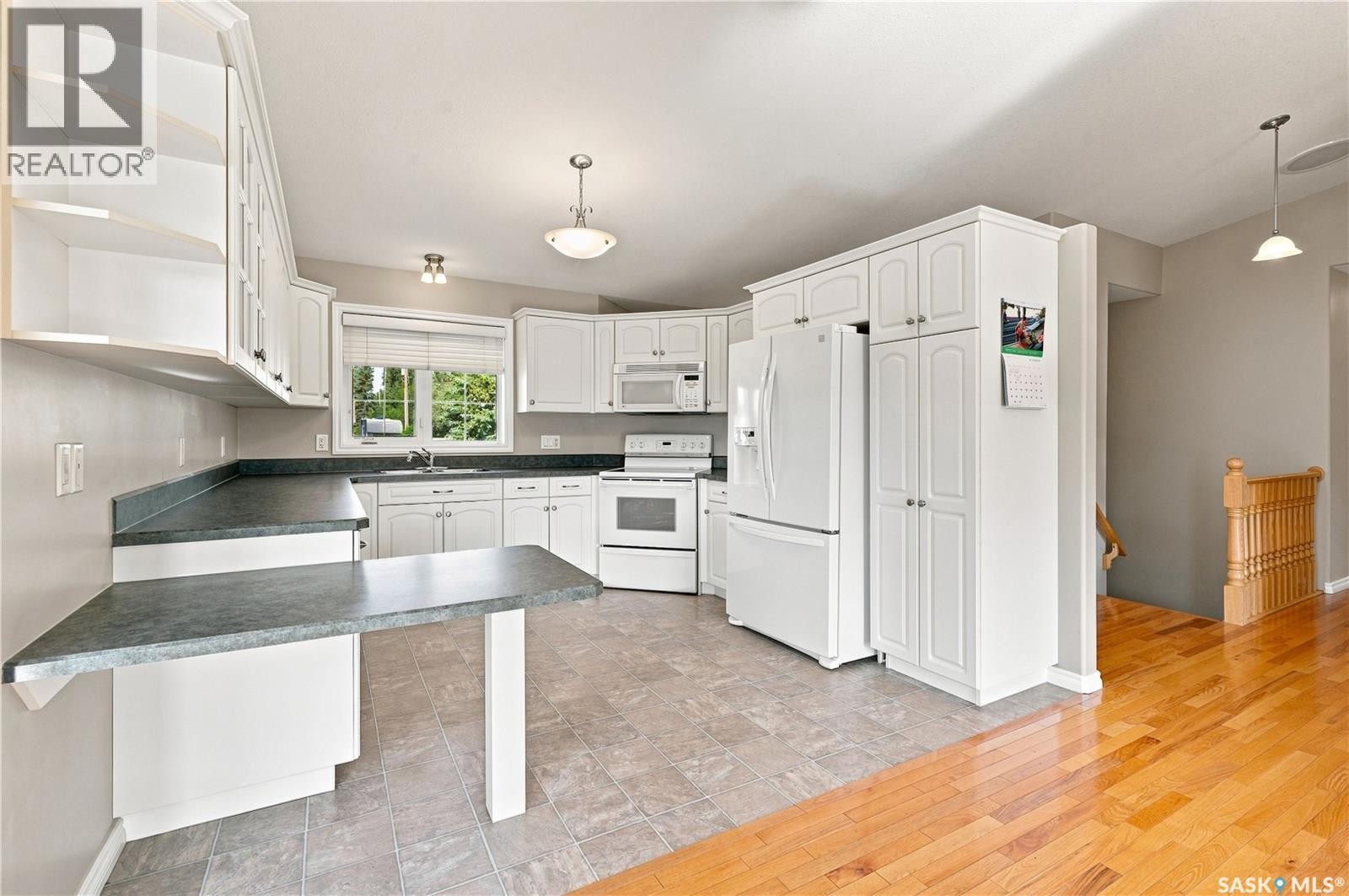 5012 Central Avenue, Waldheim, SK