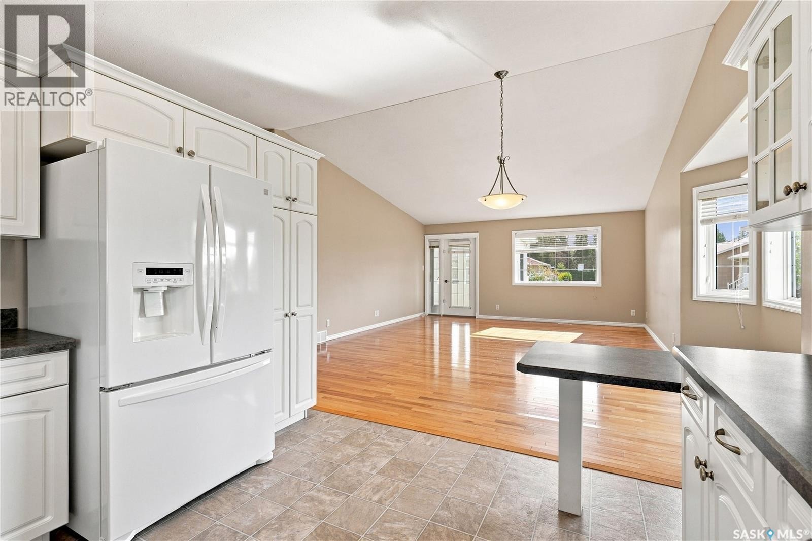5012 Central Avenue, Waldheim, SK