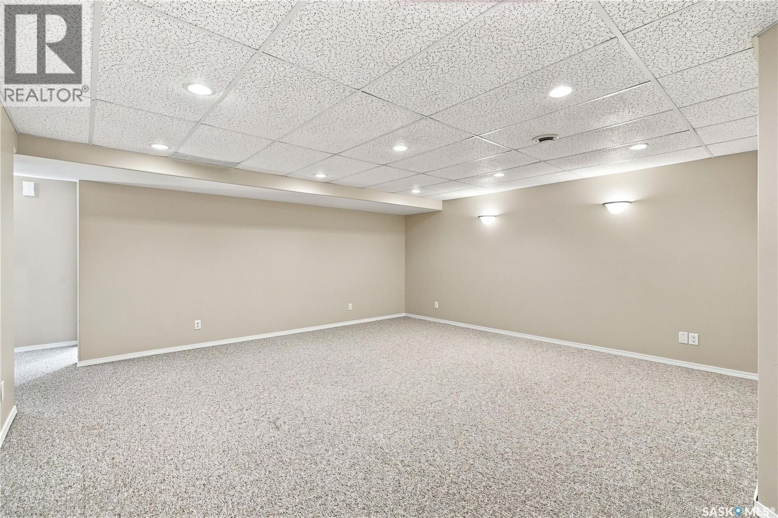 5012 Central Avenue, Waldheim, SK