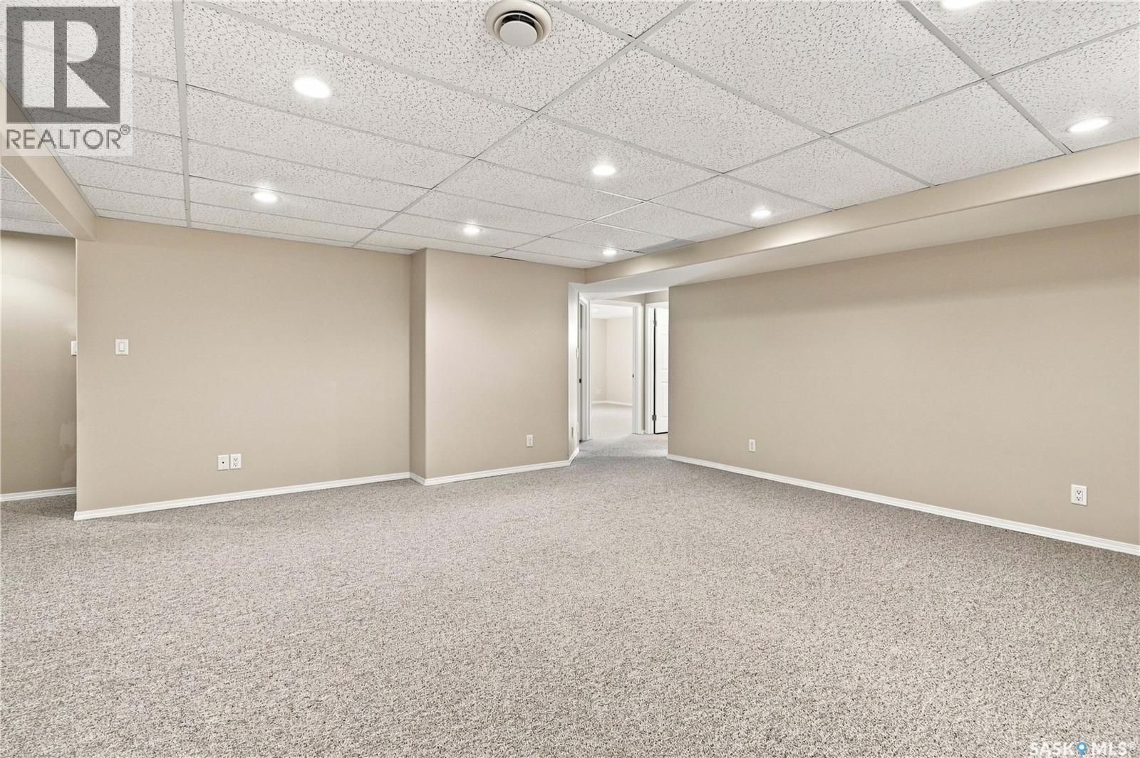 5012 Central Avenue, Waldheim, SK