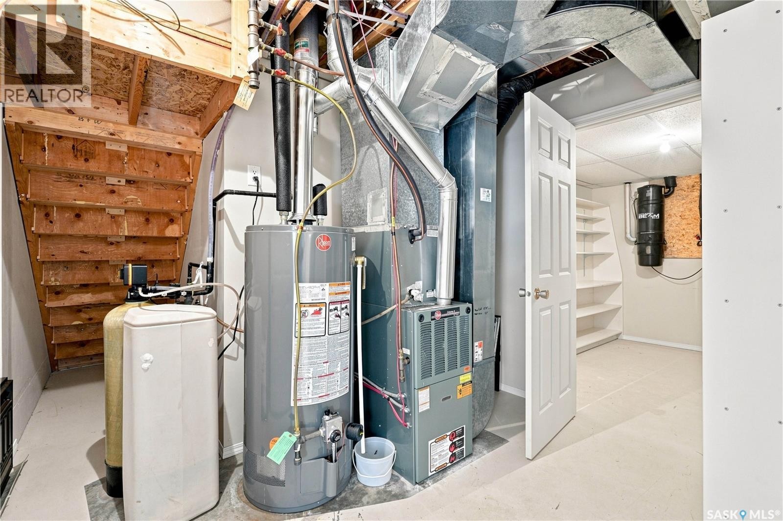 5012 Central Avenue, Waldheim, SK