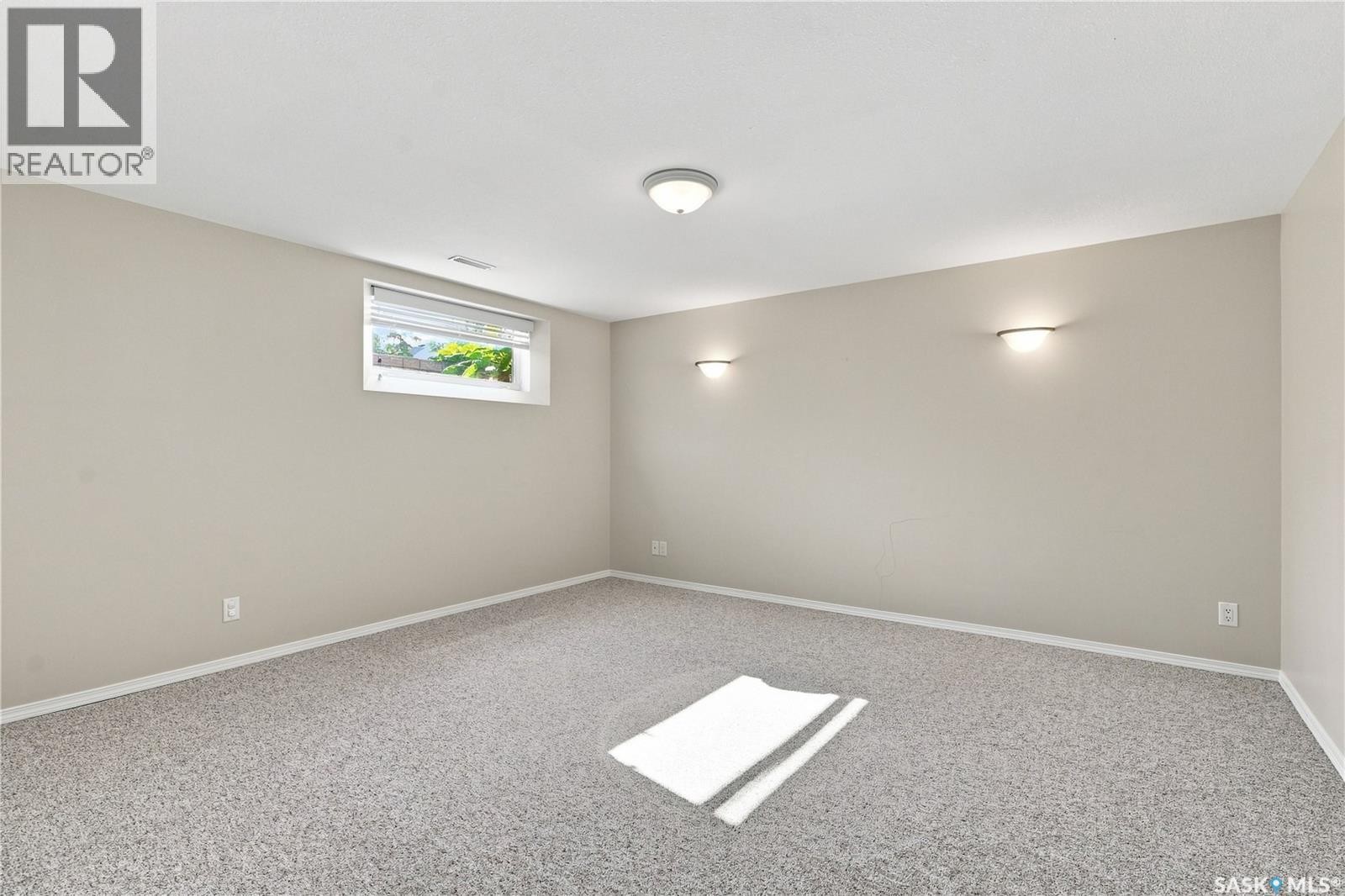 5012 Central Avenue, Waldheim, SK