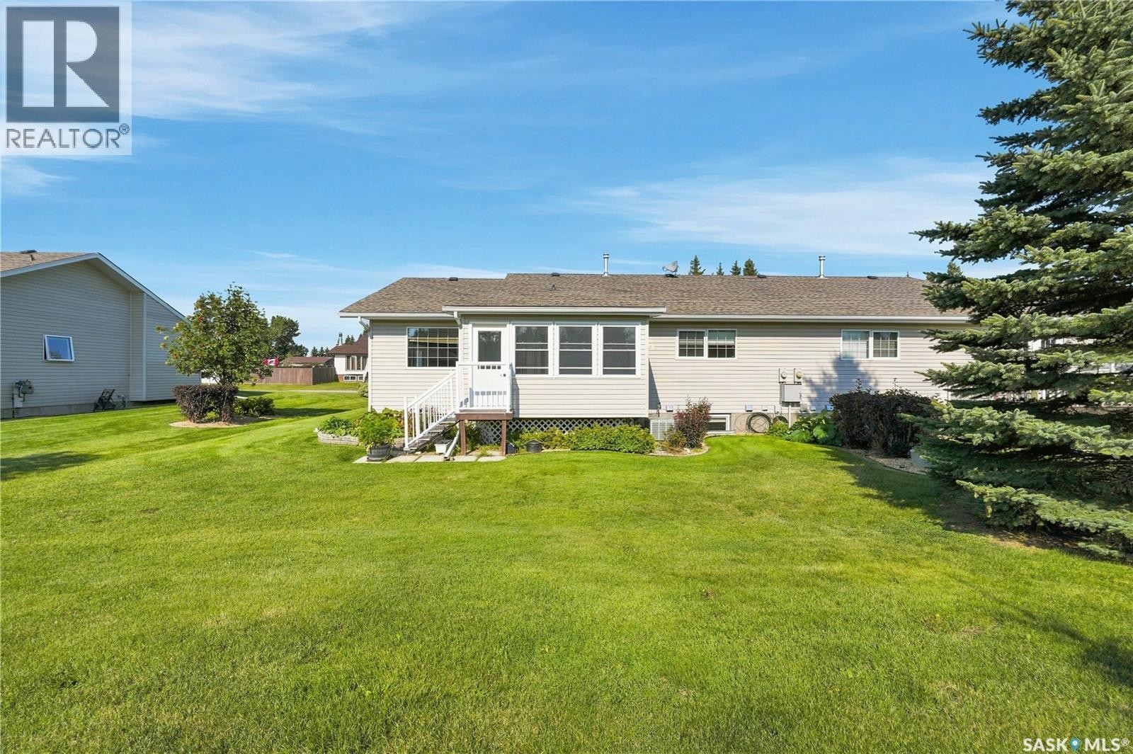 5012 Central Avenue, Waldheim, SK