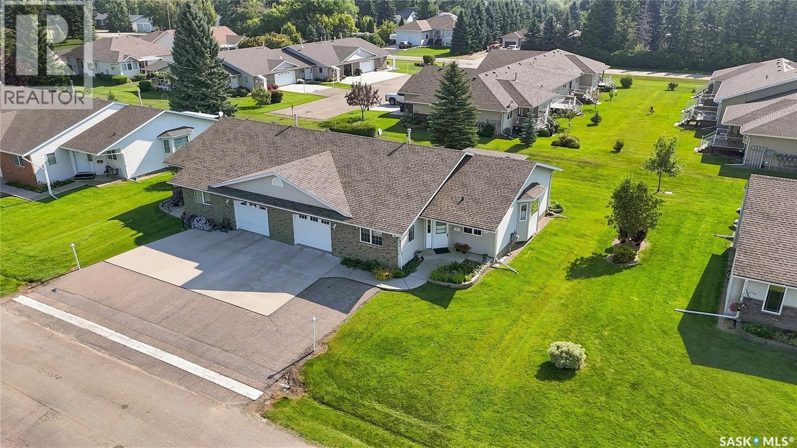 5012 Central Avenue, Waldheim, SK