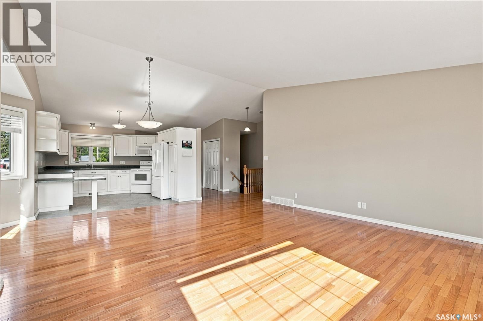 5012 Central Avenue, Waldheim, SK