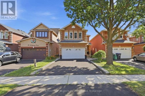 32 FAITHKNIGHT COURT  Brampton (Snelgrove), ON L7A 1H9